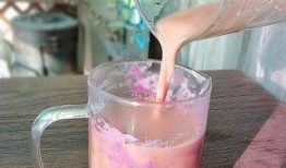 芋泥爆料奶茶的做法视频,跟随视频学做网红饮品