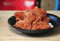 爆料外卖炸鸡视频,外卖美食揭秘！