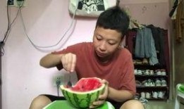 网红吃瓜小羊没烦恼吃瓜网视频,揭秘吃瓜网热门视频背后的故事